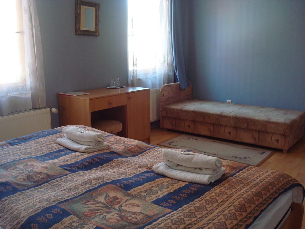 Hotel Arany Trofea Eger Luaran gambar